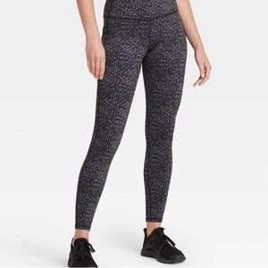 All In Motion small high waisted cheetah leggings